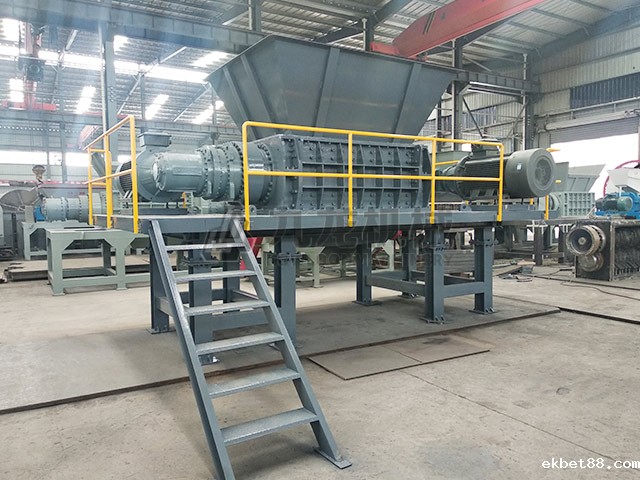 纸箱撕碎机 纸箱撕碎机